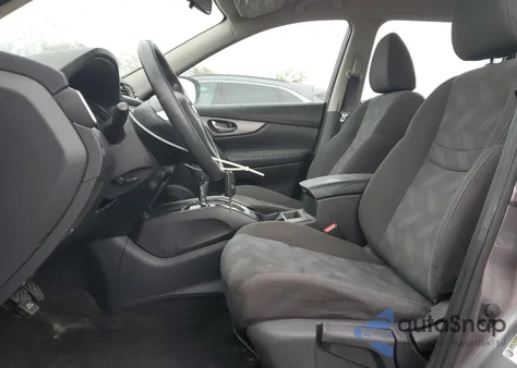 2016 Nissan Rogue S z USA, uszkodzony, nr VIN KNMAT2MV4GP647788